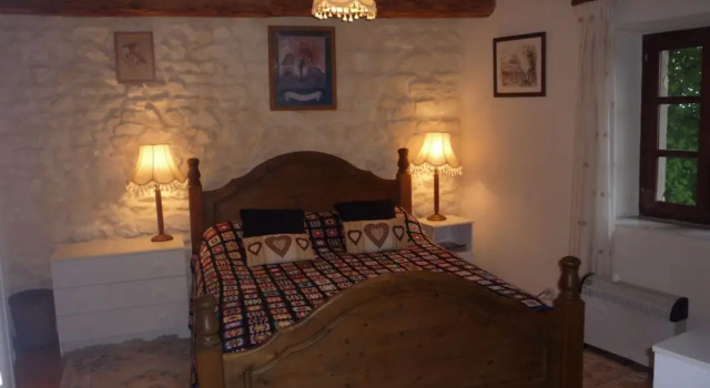Les Sorbiers, Book Hotel Hoteller i Rhône-Alps med parkering, Parkering
