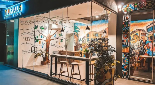 Murals Sleepbox Capsule Hostel - Adults Only