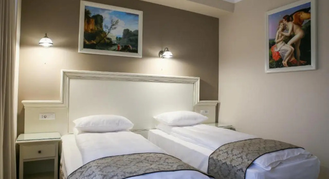 Люкс Hotel Montana