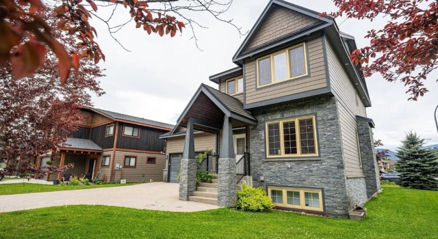 Aspen Lodge by Revelstoke Vacations, Réserver Maison de vacances Mont-Revelstoke Revelstoke