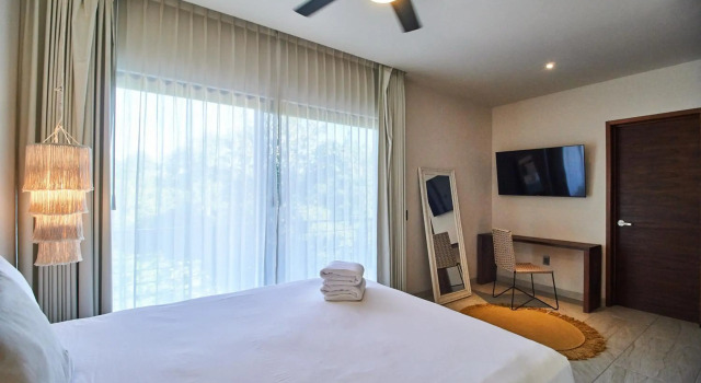 1 bedroom Penthouse with Private Rooftop & Plunge Pool in La Veleta