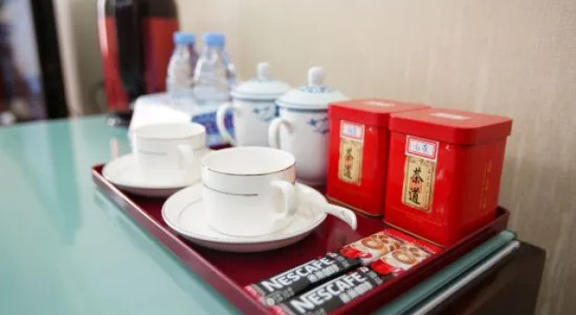 Huatai Hotel, Забронировать Отель Отели Гуанчжоу 4 звезды, рядом с Guangzhou Uprising Martyrs Cemetery, 4*