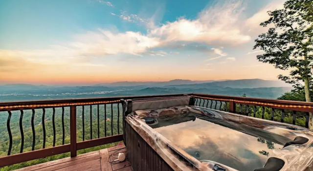 Коттедж Panorama by Avantstay Unparalleled Views, Deck w/ Hottub, Game Room Pool Table
