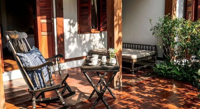 Номер Deluxe с балконом и с видом на сад Burasari Heritage Luang Prabang