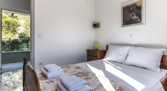 Beautiful Home in Makarska With Wifi and 1 Bedrooms, Забронировать Отель Отели Велико Брдо 3 звезды, 3*