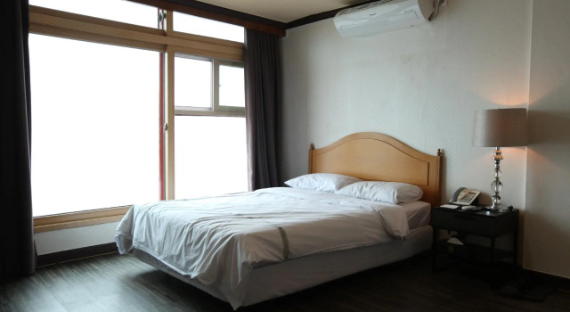 Двухместный номер Standard Benikea Hotel Mountain & Ocean Daepohang