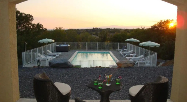 Вилла Les Villas de Perret