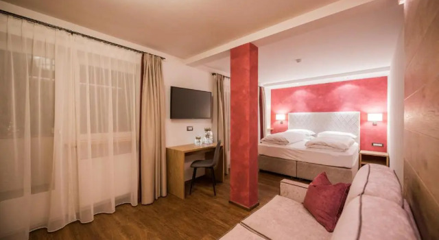 Полулюкс Hotel Rodella