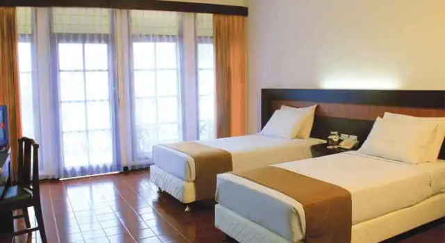 Danau Toba International Cottage Berastagi, Rezerwuj Dom wakacyjny Berastagi Sumatra