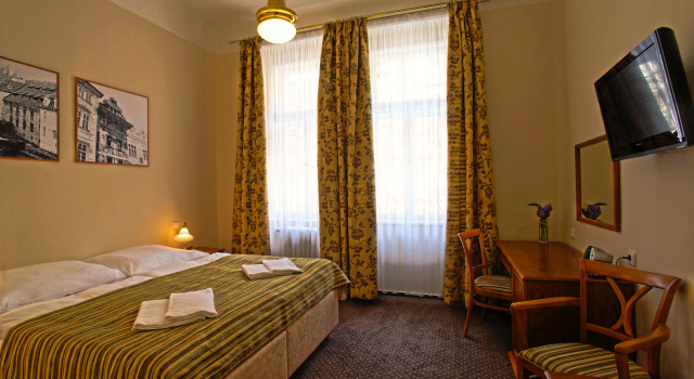 Anna Hotel