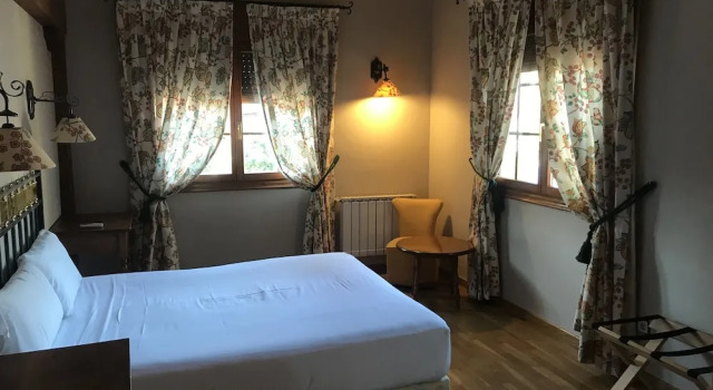 Полулюкс с балконом Hotel Rural Las Gacelas