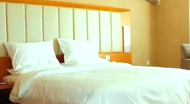 Starway Hotel