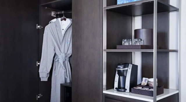 Полулюкс с балконом Hyatt Centric Brickell Miami