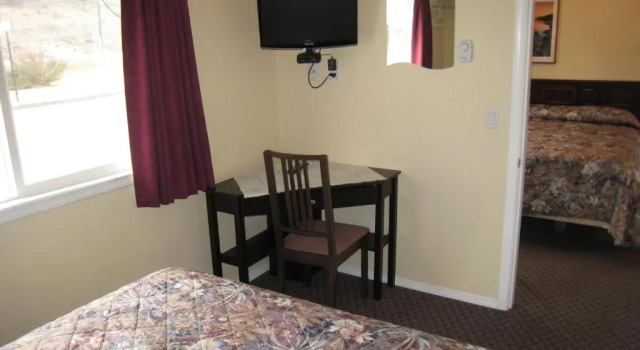 Люкс Johnnys Motel