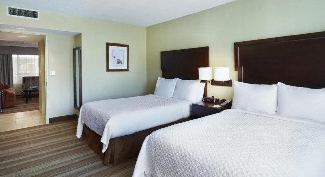 Люкс Presidential Embassy Suites Parsippany