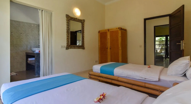 Villa Lovina Beach