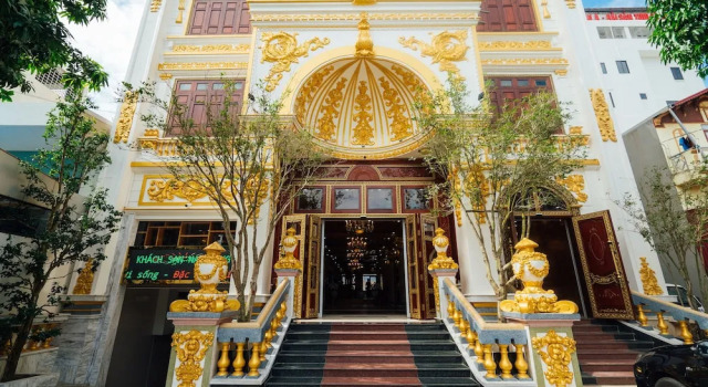 Nam Hong Hotel, Book Hotel Ngọc Quang Vinfuk Province