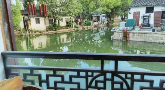 Qinnanshe Lane Inn (Tongli Ancient Town Store), Забронировать Отель Сучжоу Китай