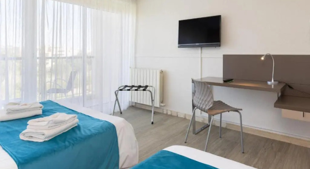 Трёхместный номер Hotel Club Le Capet