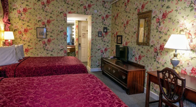Четырёхместный номер Standard Murray Hotel