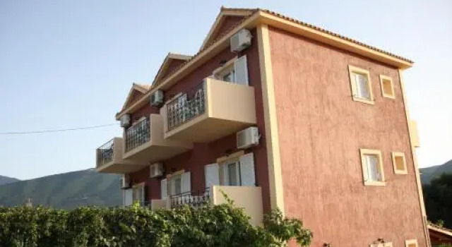 Ourania Studios, Book Hotel Sami Kefalonia