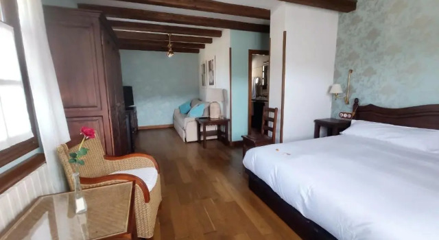 Люкс Hotel Rural El Mirador de los Pirineos
