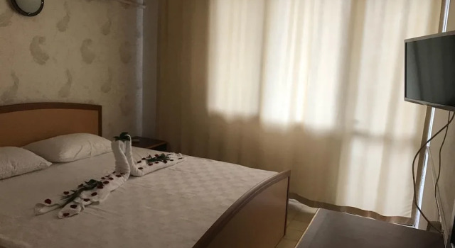 Dilek Otel, Забронировать Отель Отели Гумульдур 3 звезды, 3*
