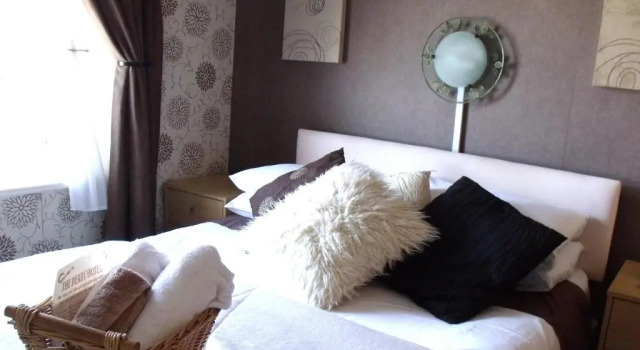 Номер Economy The Derby Hotel