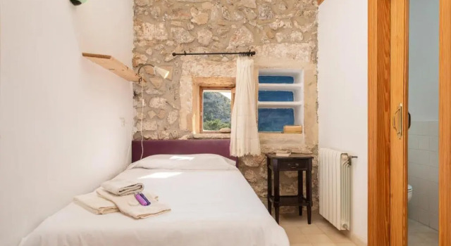 Одноместный номер Standard Petit Hotel Hostatgeria La Victoria