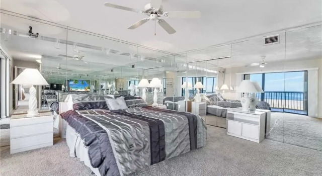 Carlos Pointe PH1 - Four Bedroom Penthouse, Забронировать Отель Отели Fort Myers Area с парковкой, Парковка