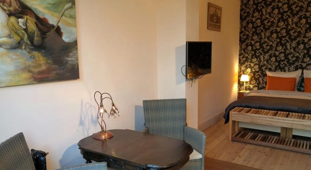 Bed and Breakfast Exterlaer, Rezerwuj Bed and Breakfast Hotele w Antwerpia z basenem, Basen