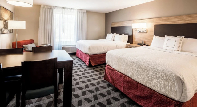 Четырёхместная студия TownePlace Suites by Marriott Cleveland