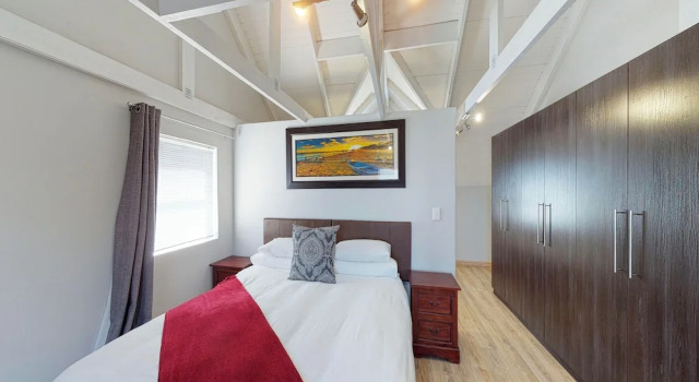 Коттедж Hermanus Longboat Sea Cottage