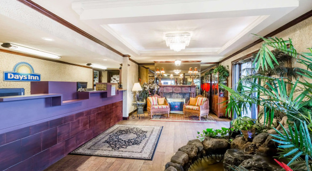 Days Inn by Wyndham Destin, Buchen Sie Hotel Destin Emerald Coast