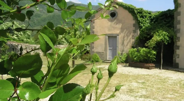 Коттедж Tuscan Charm with Pool & Views