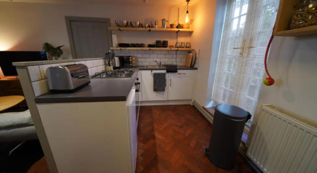 Апартаменты Stunning Coach House Apartment in Walmer Deal