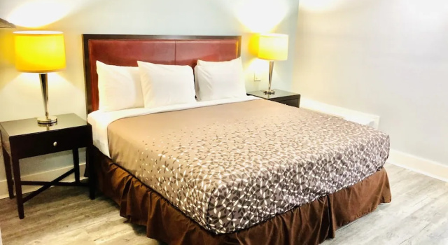 Номер Comfort Econo Lodge Montgomery South I-65