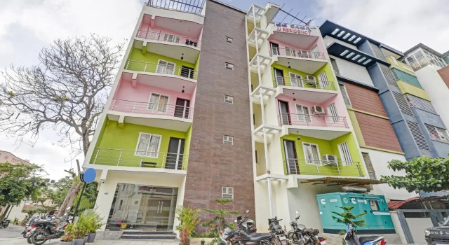 Treebo JJ Residency, Забронировать Отель Отели штата Карнатаки с парковкой, Парковка