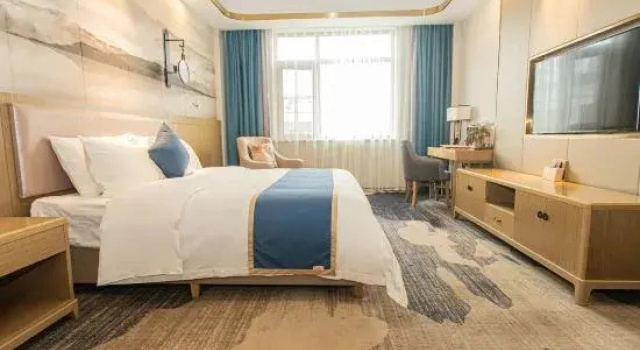 Двухместный люкс Changying International Hotel