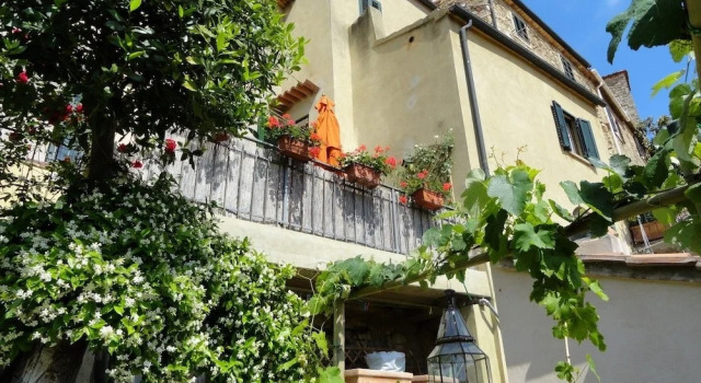 B&B La Casa nel Borgo, Забронировать Отель «постель и завтрак» Отели Биббона 3 звезды, 3*