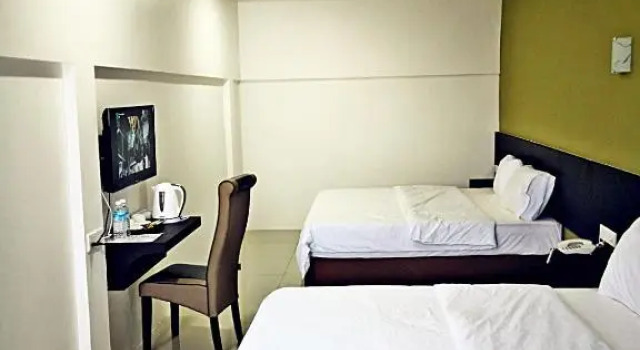 Люкс Deluxe Comfort Inn