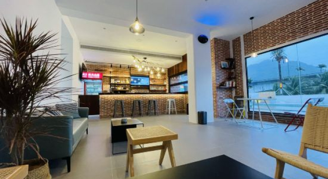 May Inn, Boek Hotel Wanning Hainan