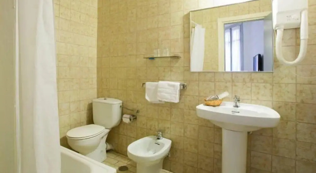 Трёхместный номер Standard Hostal Andorra