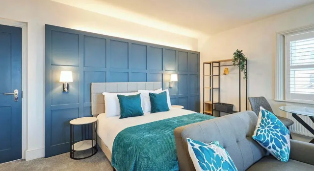 Студия Host Stay The Langley Hotel Apartment 7