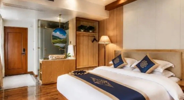 Семейный люкс Deluxe Minyoun Rezen Retreat Yading Daocheng