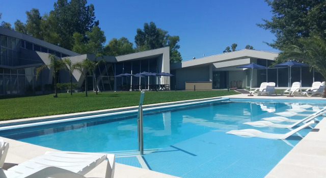 Quintaesencia Hotel & Spa, Book Ferieresort Hoteller i Pilar med pool, Swimmingpool