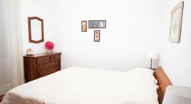 La casa del bosco, Book Hotel Hotels in Pescia with Parking, Parking