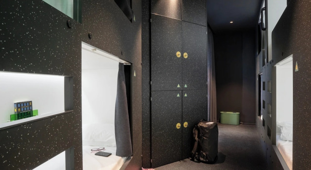 Кровать в общем номере (женский номер) AMISTAT City Hostel Barcelona