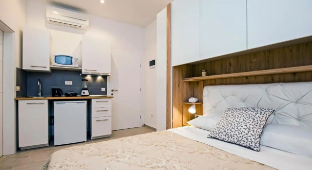 Студия Deluxe Garzoto rooms and studios