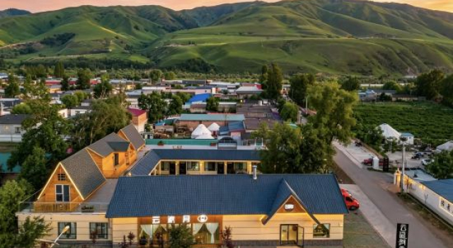 Nalati Yunzhunyue Homestay (Nalati Grassland Branch), Prenota Hotel Hotel a Xinjiang con parcheggio, Parcheggio
